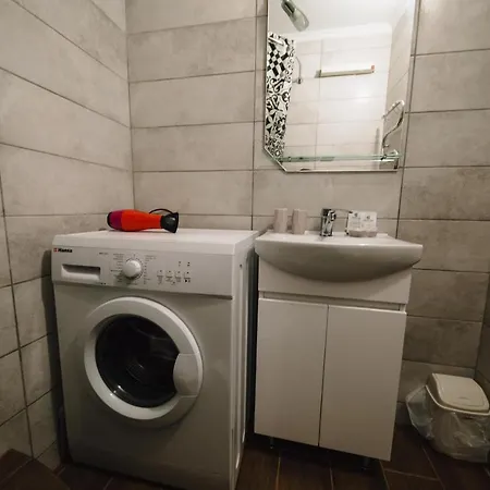 найкраще розташування у місті нові Smart-квартири Apartment Uzhhorod