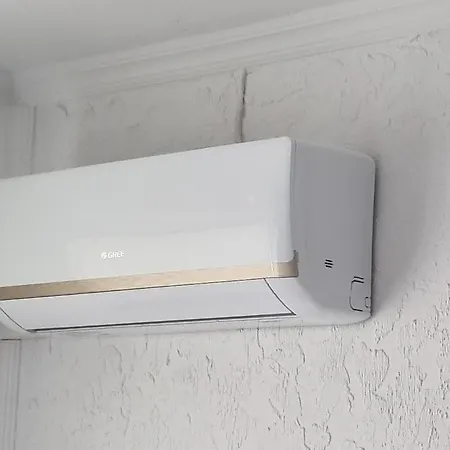 Apartment найкраще розташування у місті нові Smart-квартири Uzhhorod